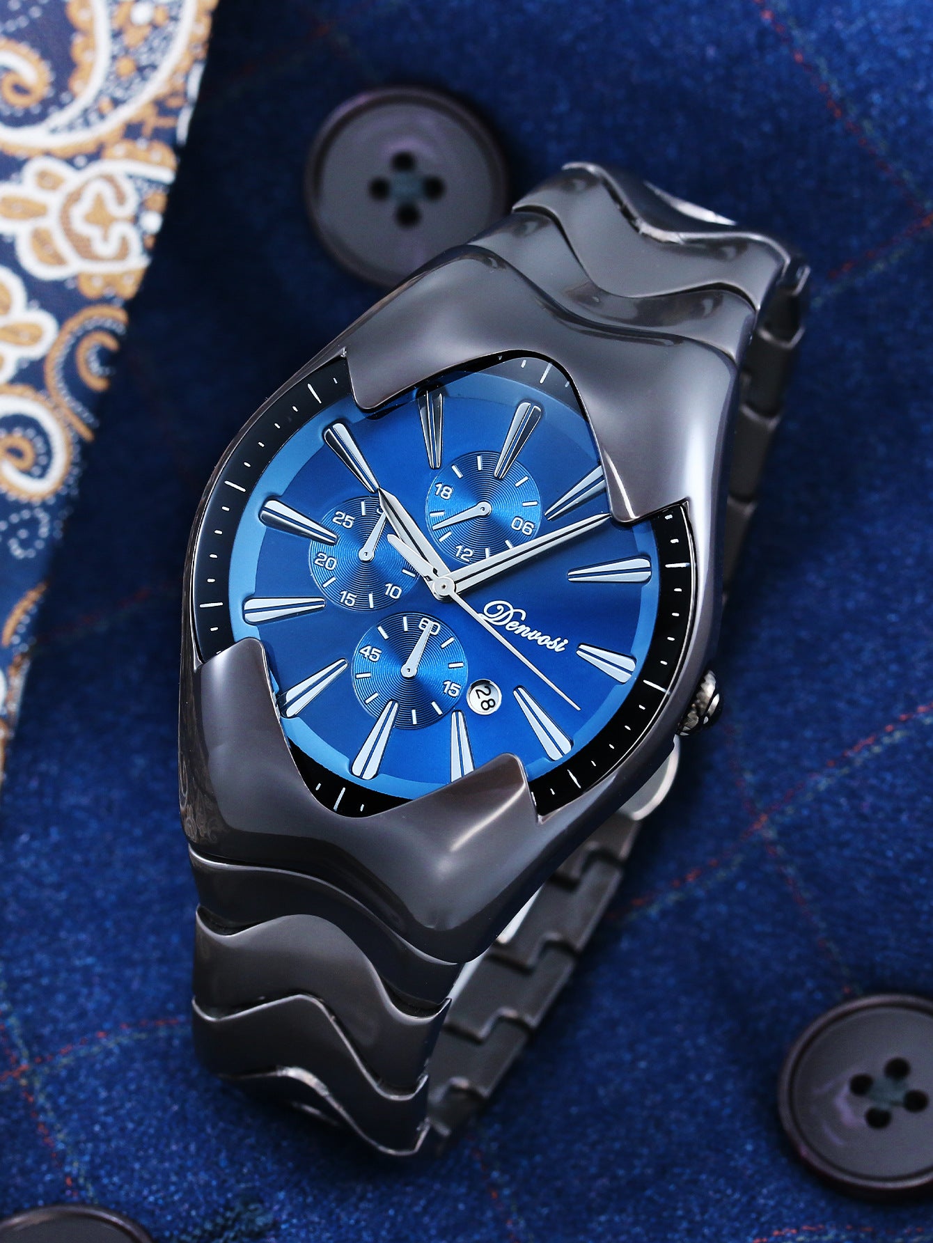 Men's Y2K Style Quartz Watch with Wormhole Dial