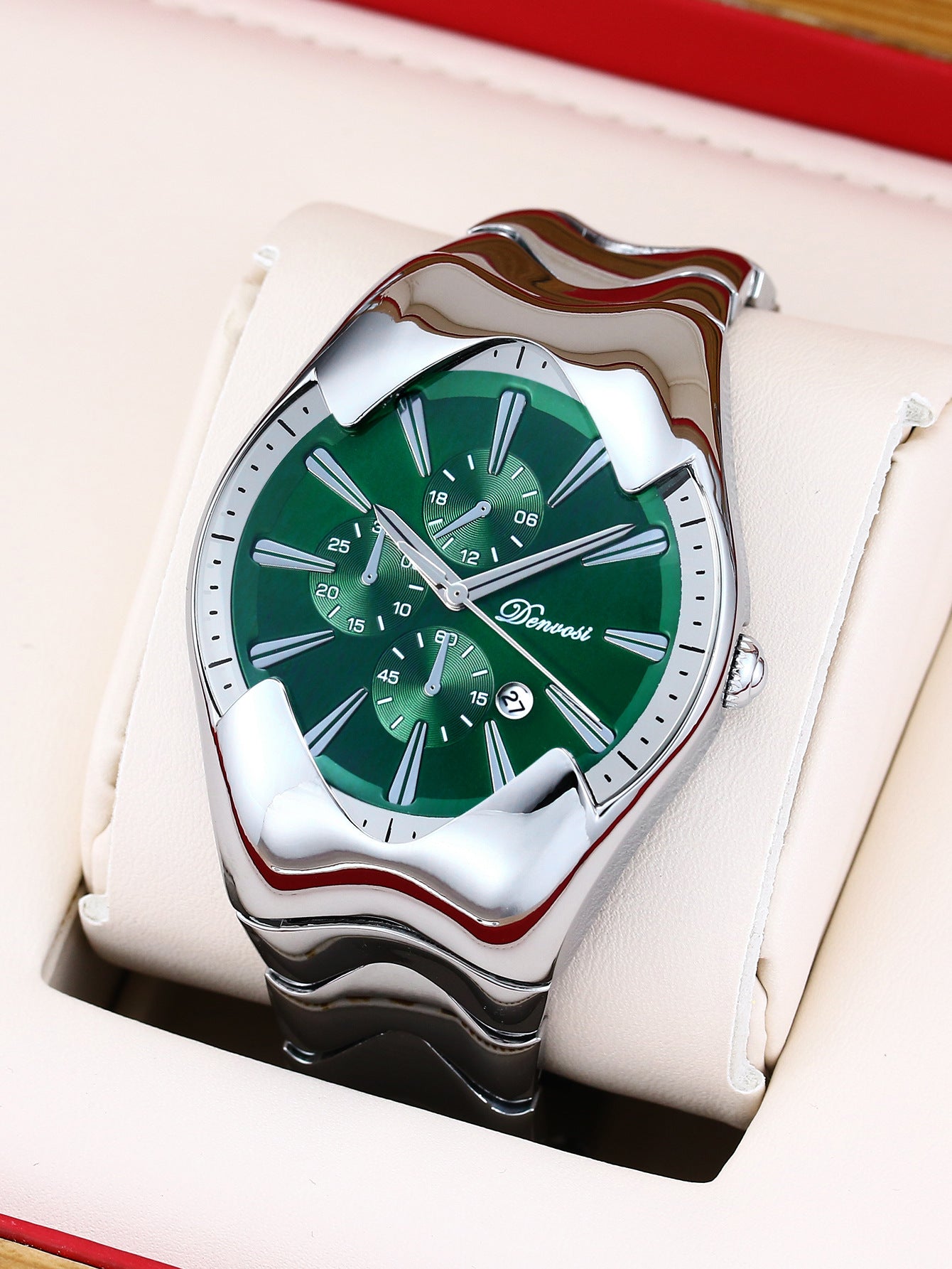 Men's Y2K Style Quartz Watch with Wormhole Dial
